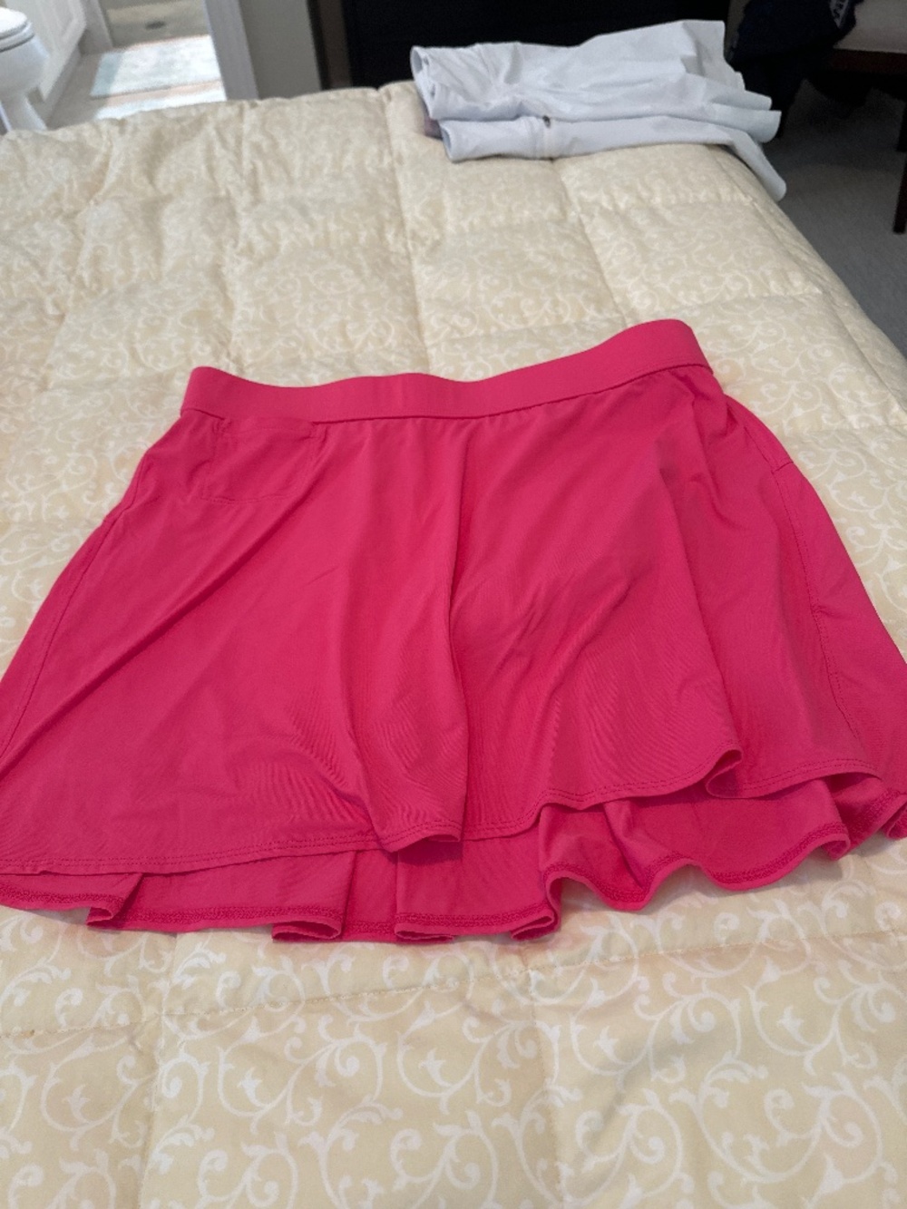 Belyn Key skort